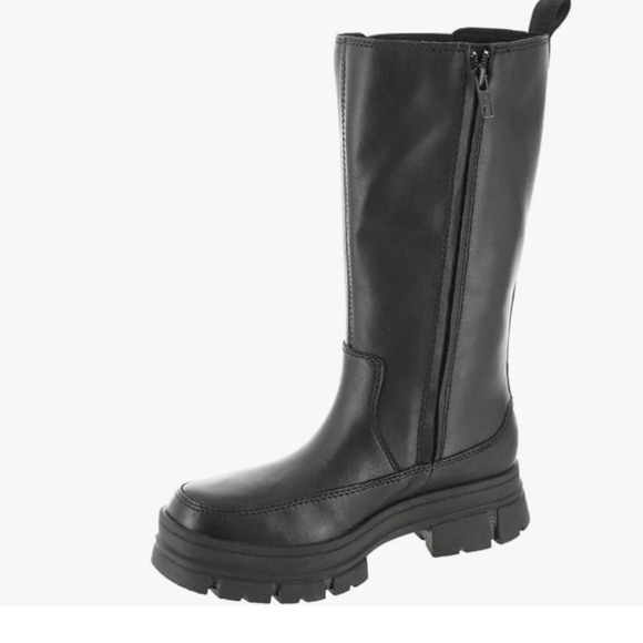 NEW IN BOX! UGG Ashton High Chelsea Boot - Picture 4 of 16